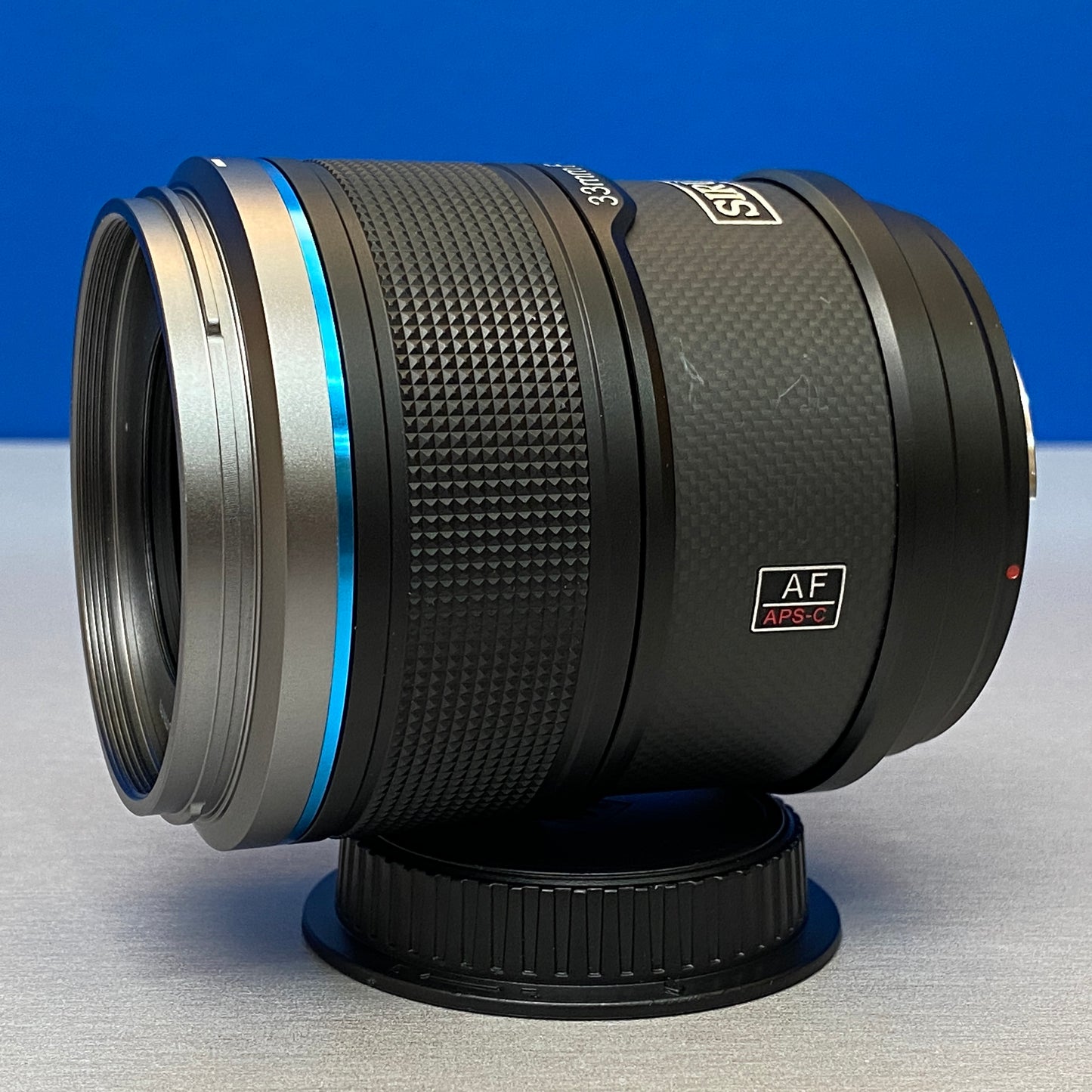 SIRUI Sniper 33mm f/1.2 AF