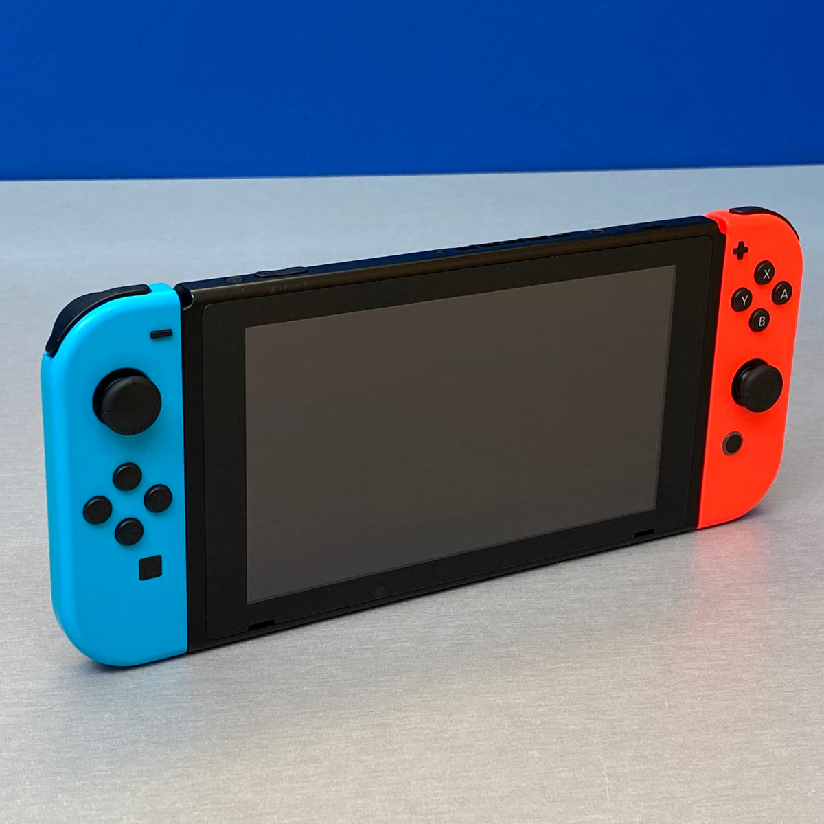 Nintendo Switch (Neon Blue/Red)