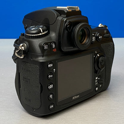Nikon D700 (Corpo) - 12.1MP
