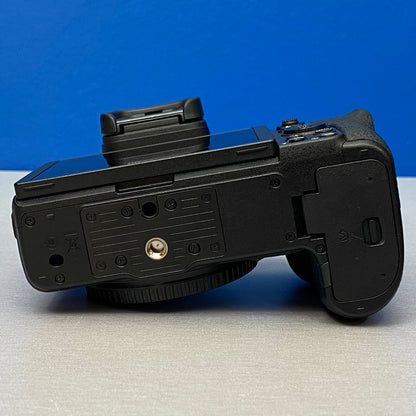 Nikon Z7 II (Corpo) - 45.7MP