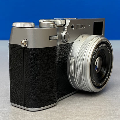 Fujifilm X100VI (40.2MP) | NOVA