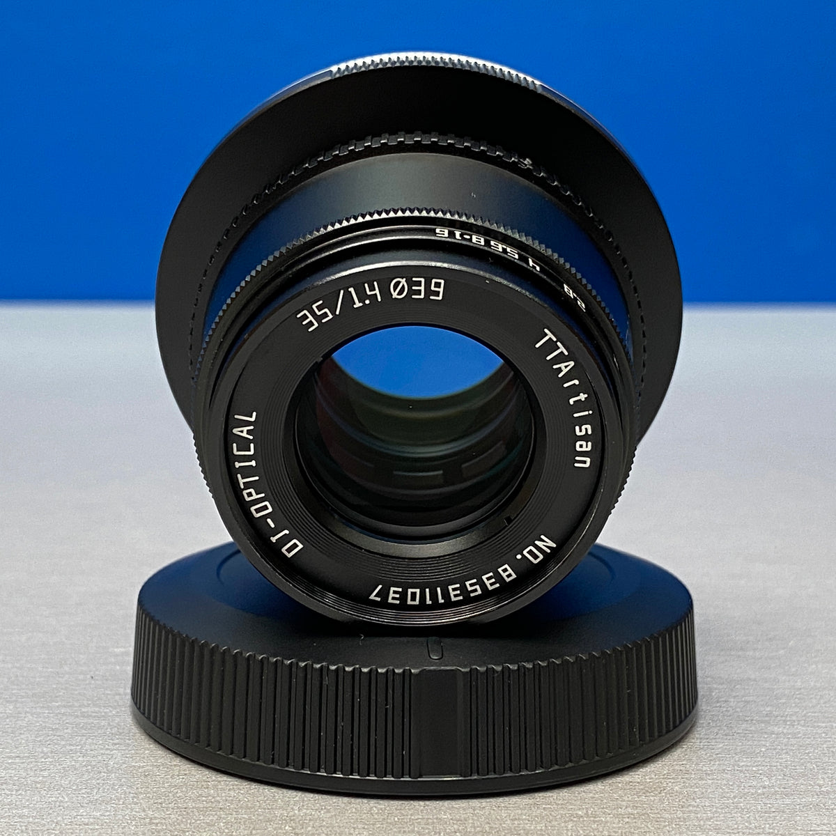 TTArtisan 35mm f/1.4 | Canon RF-S