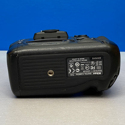 Nikon D4 (Corpo) - 16.2MP