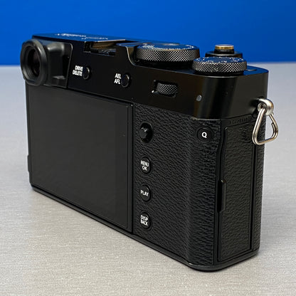 Fujifilm X100V (26.1MP)