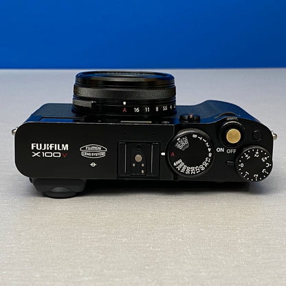 Fujifilm X100V (26.1MP)