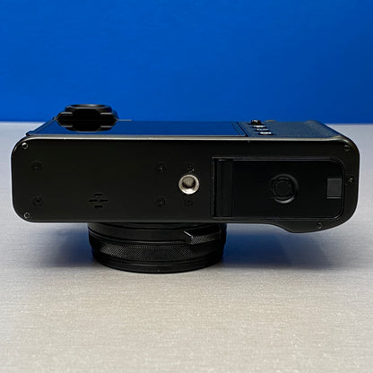 Fujifilm X100V (26.1MP)