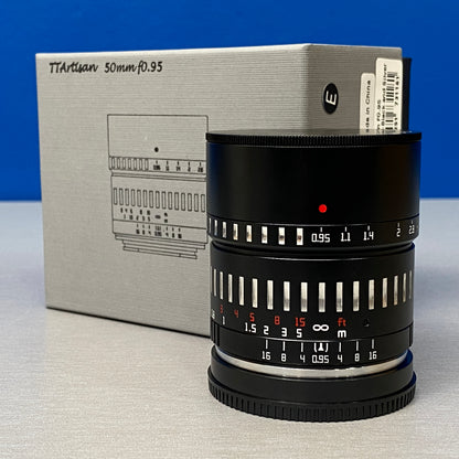 TTArtisan 50mm f/0.95 | NOVA
