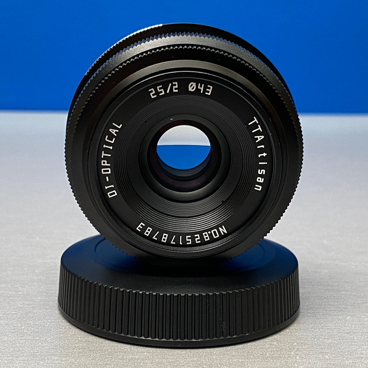 TTArtisan 25mm f/2 | Canon RF-S