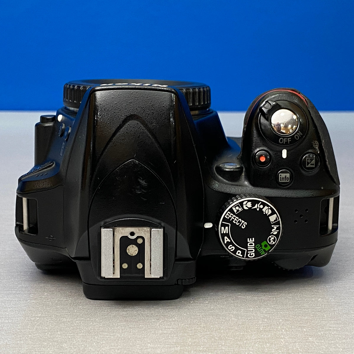 Nikon D3300 (Corpo) - 24.2MP