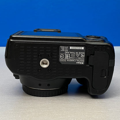 Nikon D3300 (Corpo) - 24.2MP