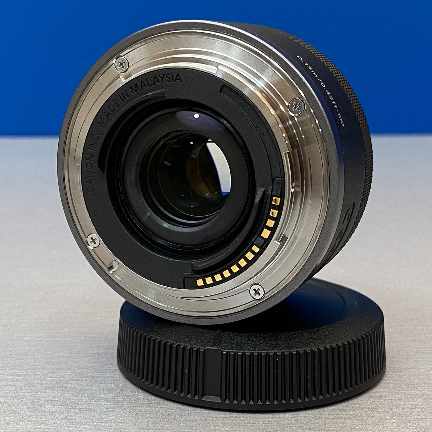Canon RF 16mm f/2.8 STM