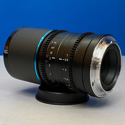 SIRUI Saturn 75mm T2.9 1.6x Anamorphic (Carbon Fiber) - NOVA
