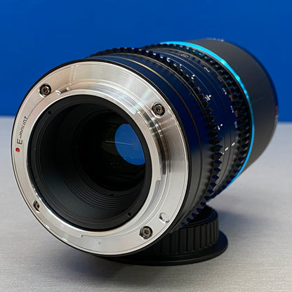SIRUI Saturn 75mm T2.9 1.6x Anamorphic (Carbon Fiber) - NOVA