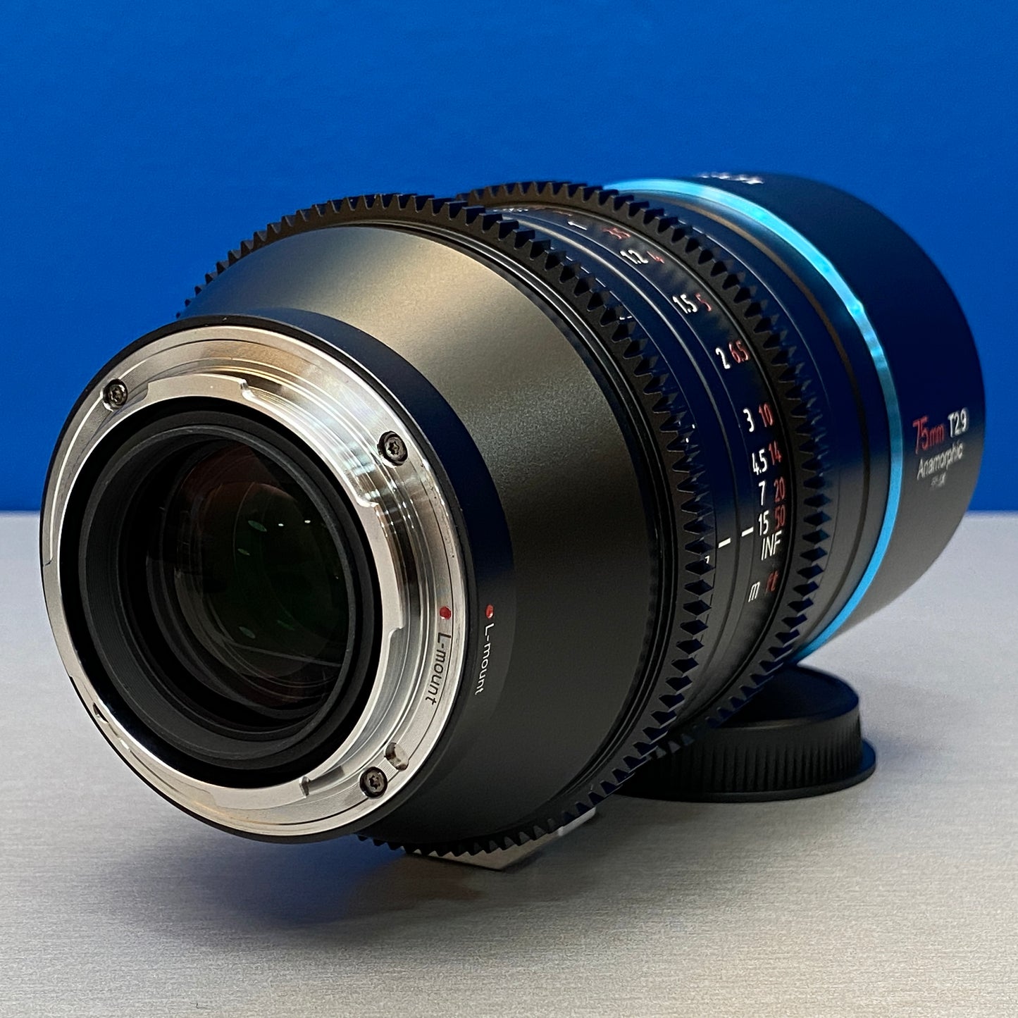SIRUI Venus 75mm T2.9 1.6x Anamorphic (NOVA)