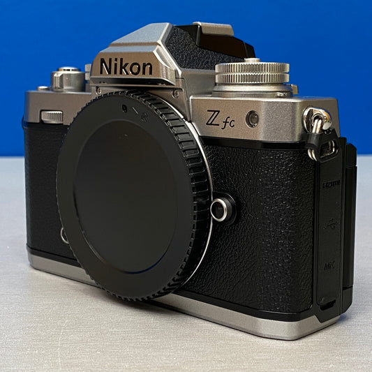 Nikon Z fc (Corpo) - 20.9MP
