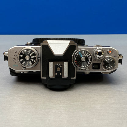 Nikon Z fc (Corpo) - 20.9MP
