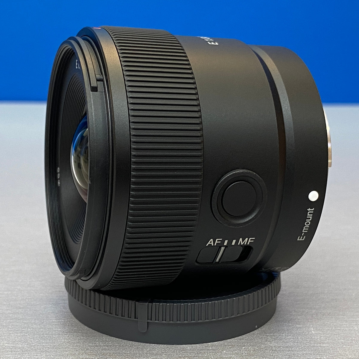 Sony E 11mm f/1.8 | NOVA