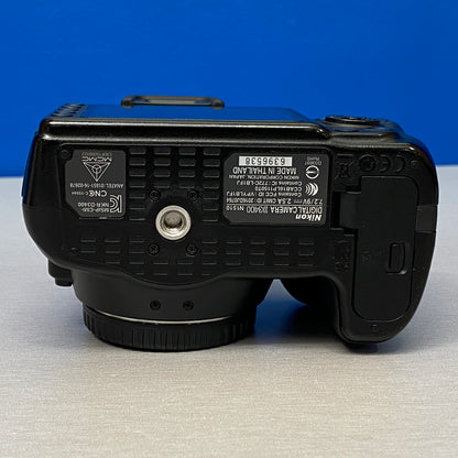 Nikon D3400 (Corpo) - 24.2MP