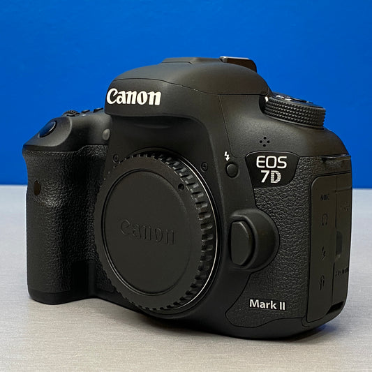 Canon EOS 7D Mark II (Corpo) - 20.2MP