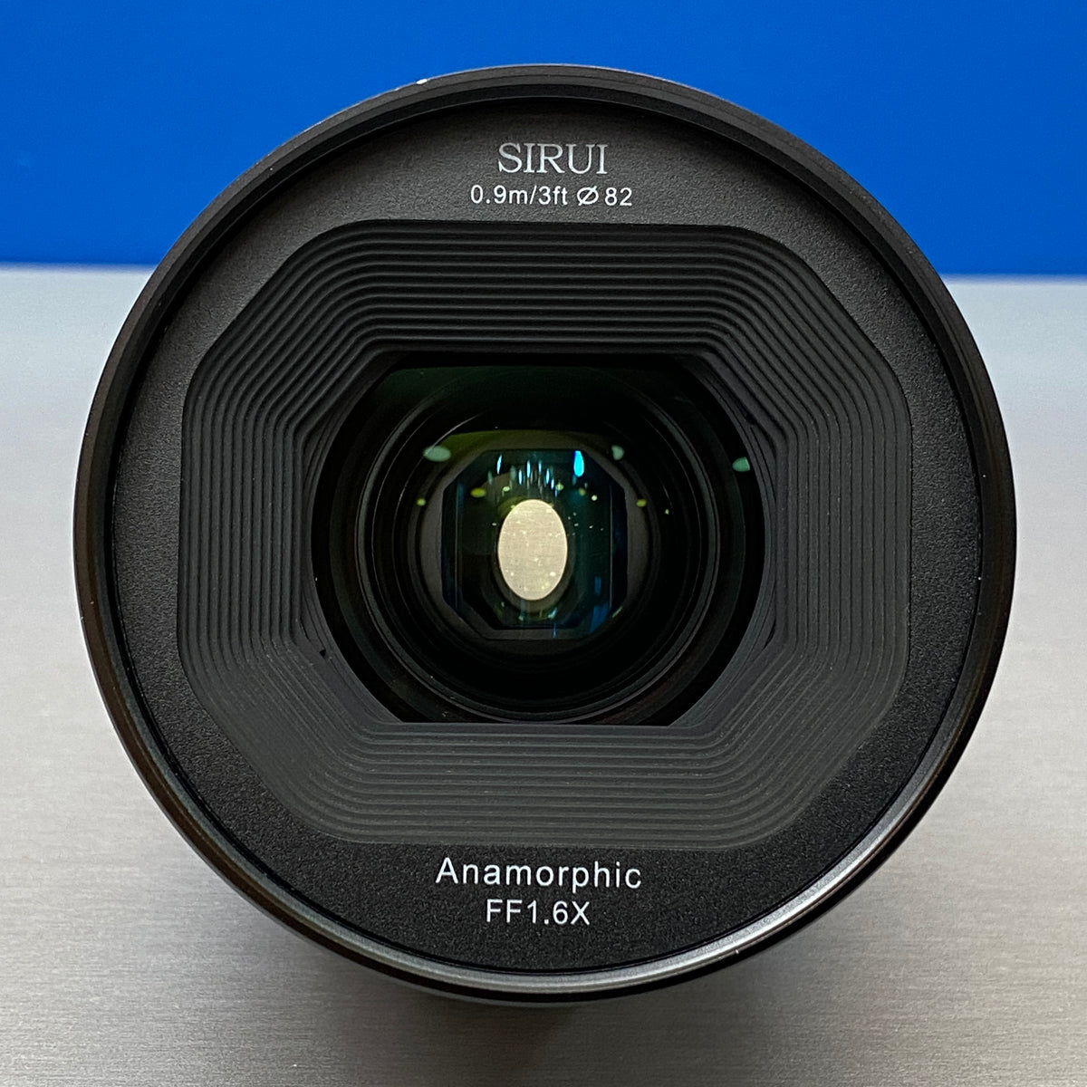 SIRUI Venus 35mm T2.9 1.6x Anamorphic | Canon RF