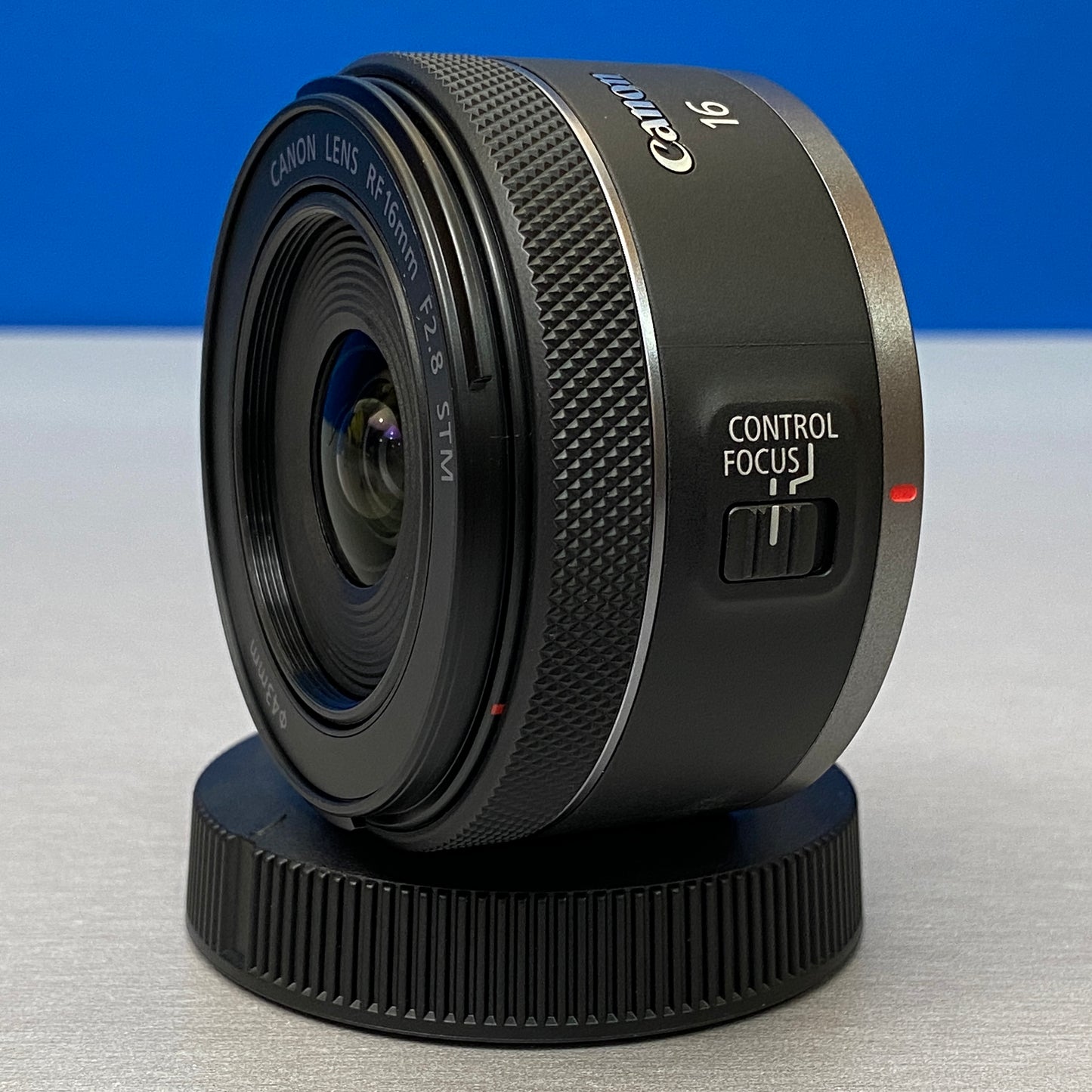 Canon RF 16mm f/2.8 STM