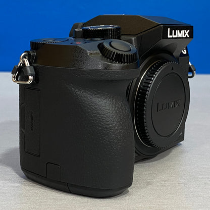 Panasonic Lumix DMC-G70 (Corpo) - 16MP - NOVA