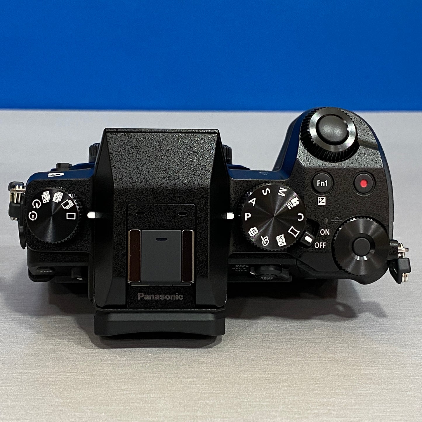 Panasonic Lumix DMC-G70 (Corpo) - 16MP - NOVA