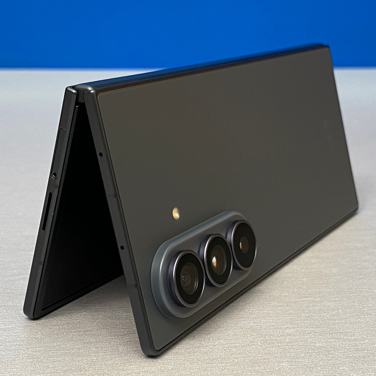 Samsung Galaxy Z Fold8 Ultra | 12GB/256GB | Graphite