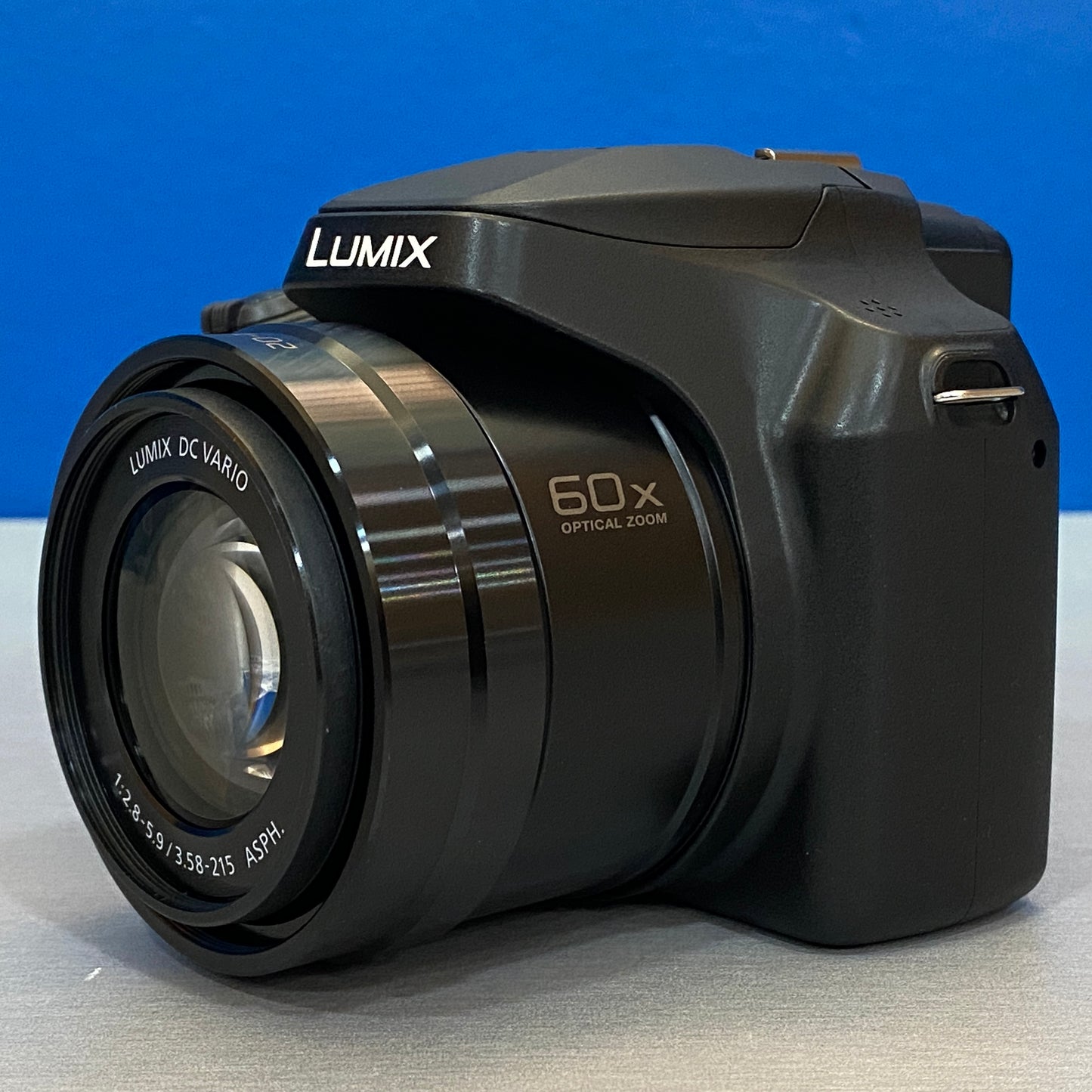 Panasonic Lumix DC-FZ82D (18.1MP - 60x) - NOVA