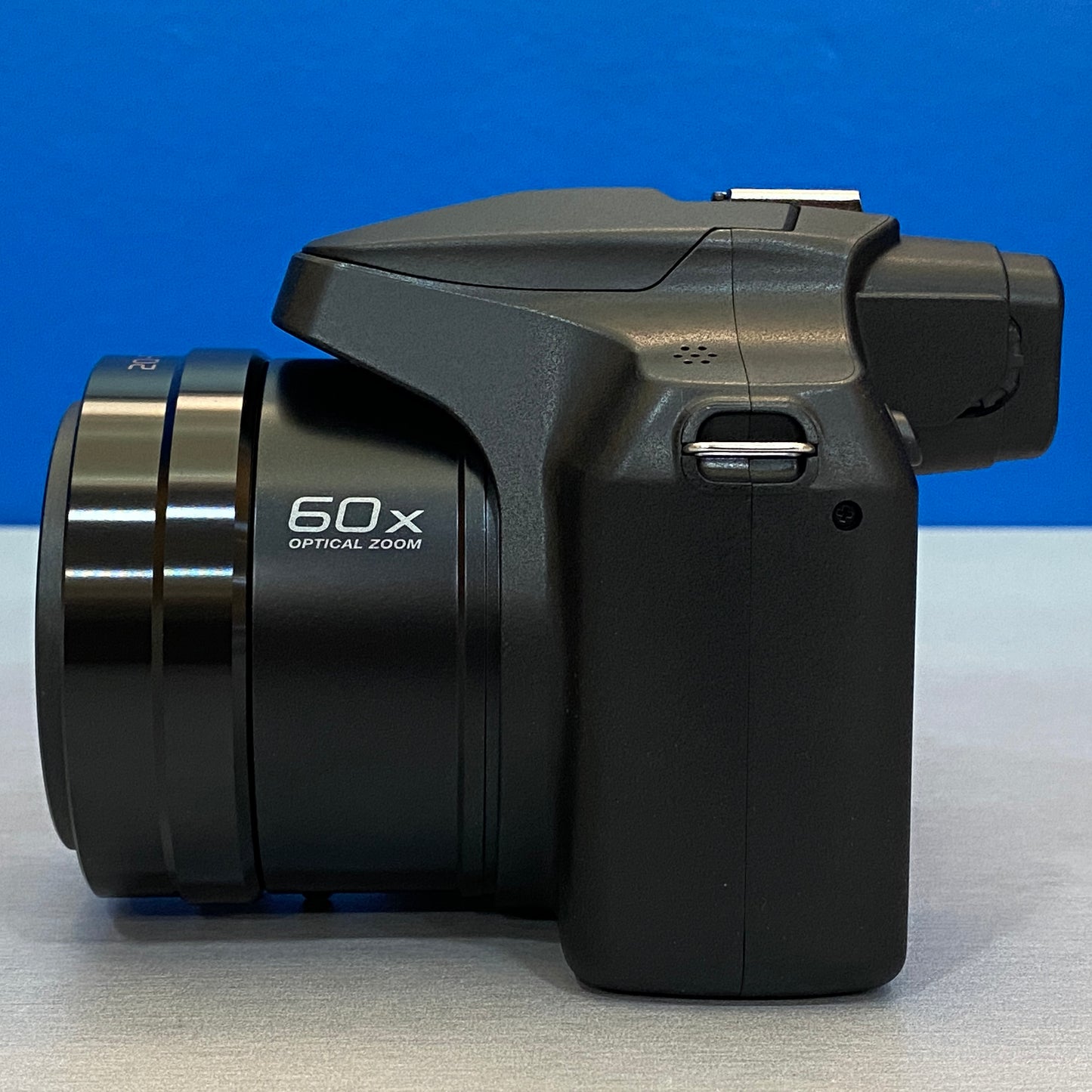 Panasonic Lumix DC-FZ82D (18.1MP - 60x) - NOVA