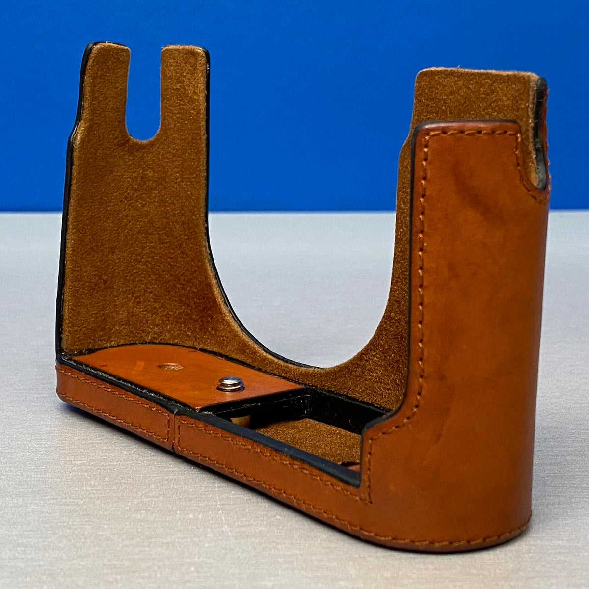 Leica Q3 Leather Halfcase | 19652 | Cognac