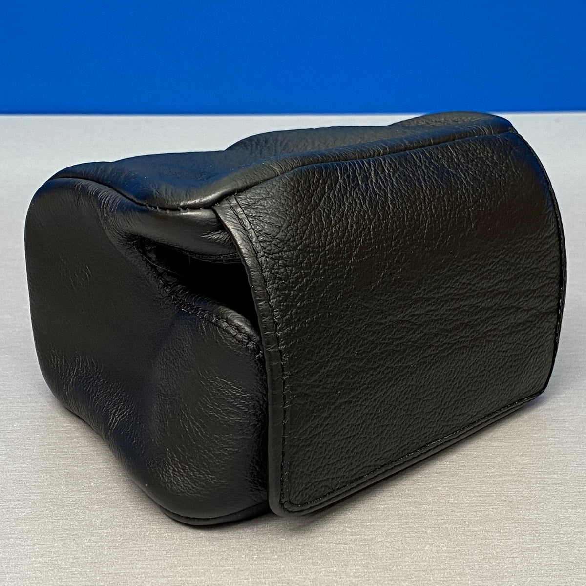 Leica Leather Pouch Short Black | 14893