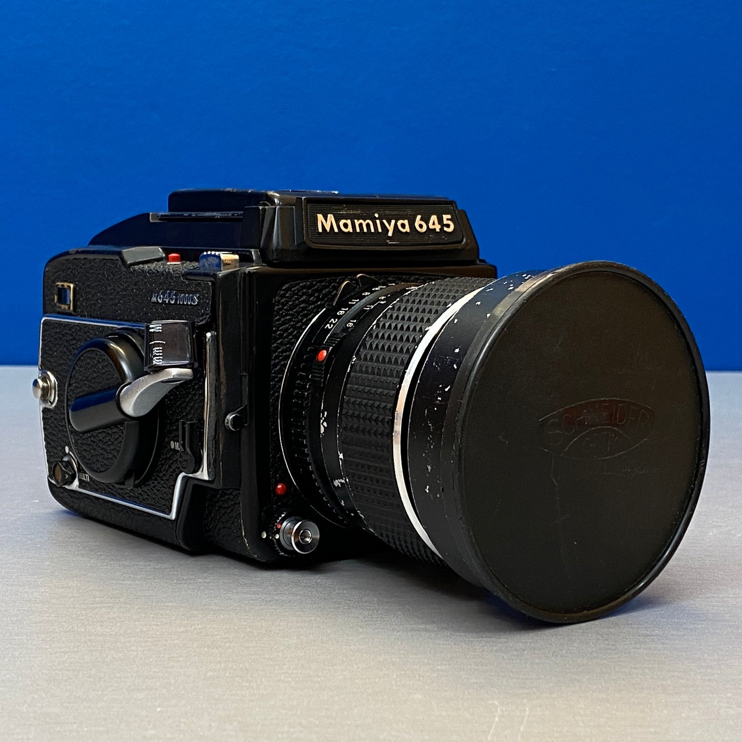 Mamiya M645 1000S + Mamiya-Sekor C 45mm f/2.8