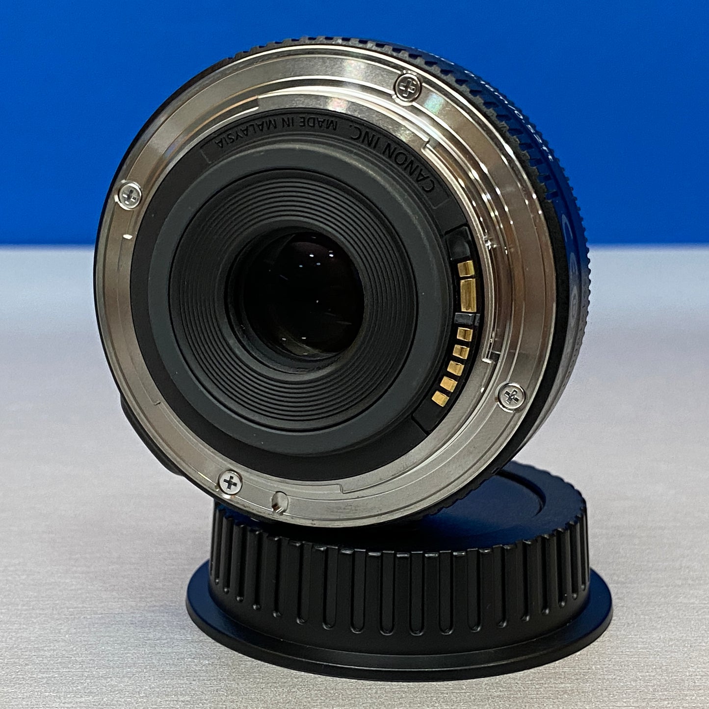 Canon EF-S 24mm f/2.8 STM