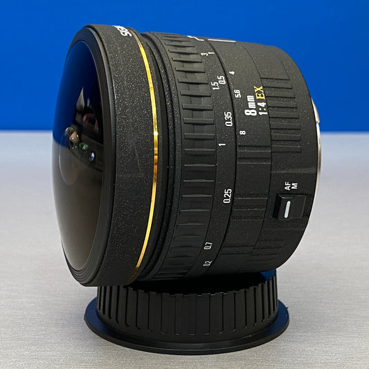 Sigma 8mm f/4 EX Fisheye 180º