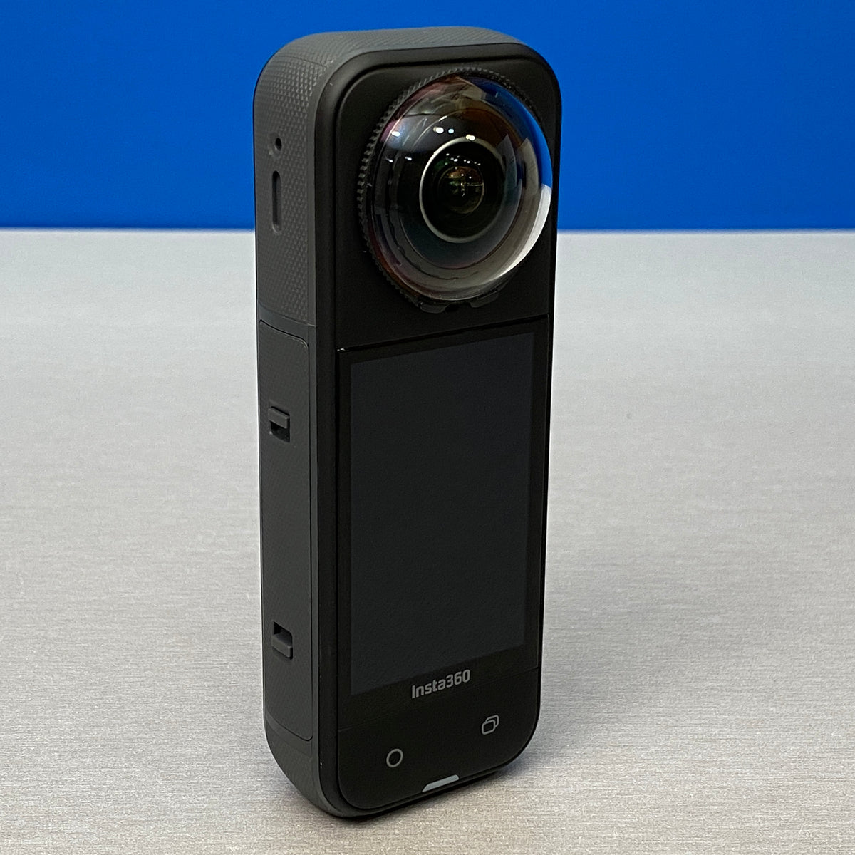 Insta360 X5 (8K - 360º) Essentials Bundle