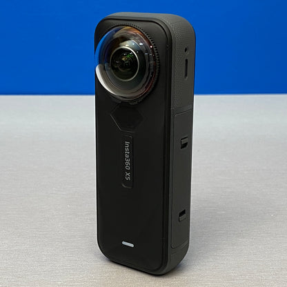 Insta360 X5 (8K - 360º) Essentials Bundle