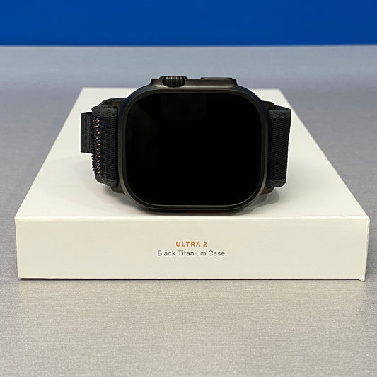 Apple Watch Ultra 2 (Titanium Black) - 49mm - Black Trail Loop