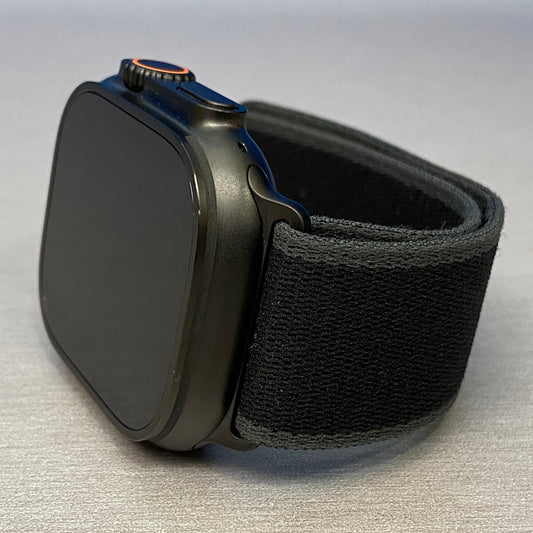 Apple Watch Ultra 2 (Titanium Black) - 49mm - Black Trail Loop