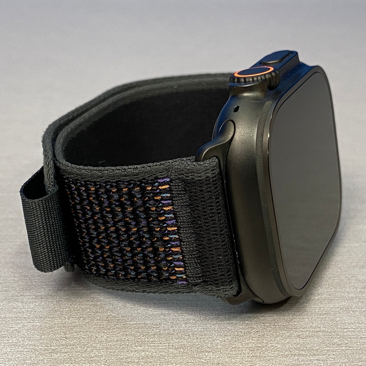 Apple Watch Ultra 2 (Titanium Black) - 49mm - Black Trail Loop
