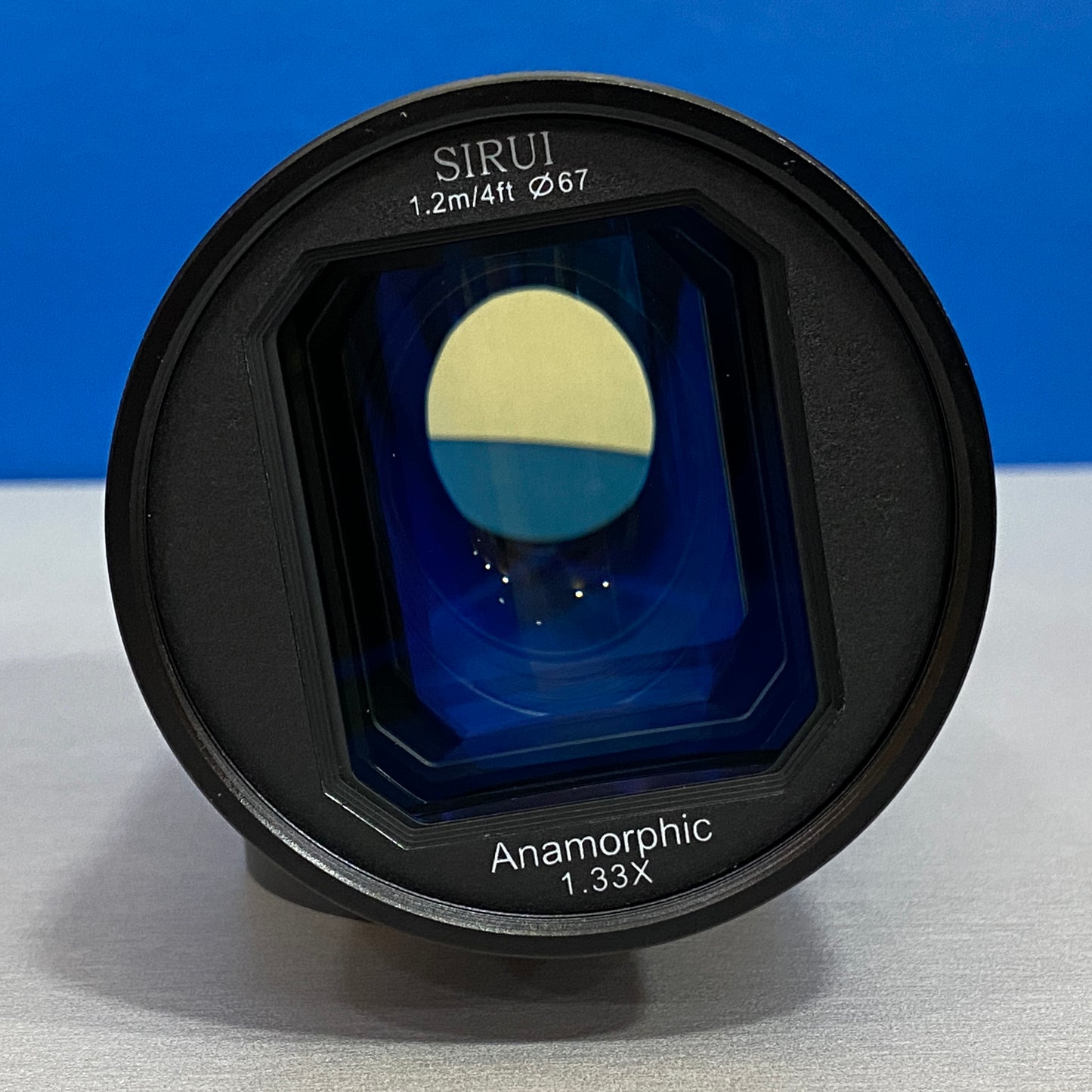 SIRUI 75mm f/1.8 Anamorphic 1.33x