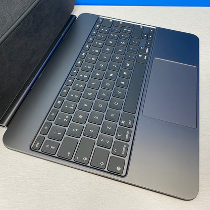 Capa Teclado | Apple Magic Keyboard iPad Pro 13" (M4 | M5)