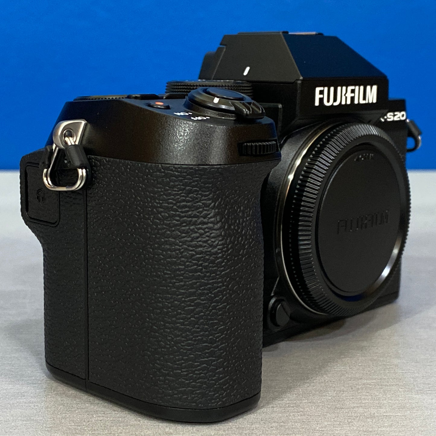 Fujifilm X-S20 (26.1MP) + XC 15-45mm f/3.5-5.6 OIS PZ | NOVA