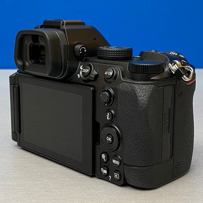Nikon Z5 II (Corpo) - 24.5MP