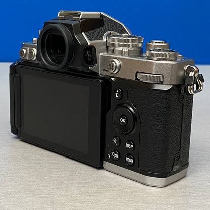 Nikon Z fc (Corpo) - 20.9MP