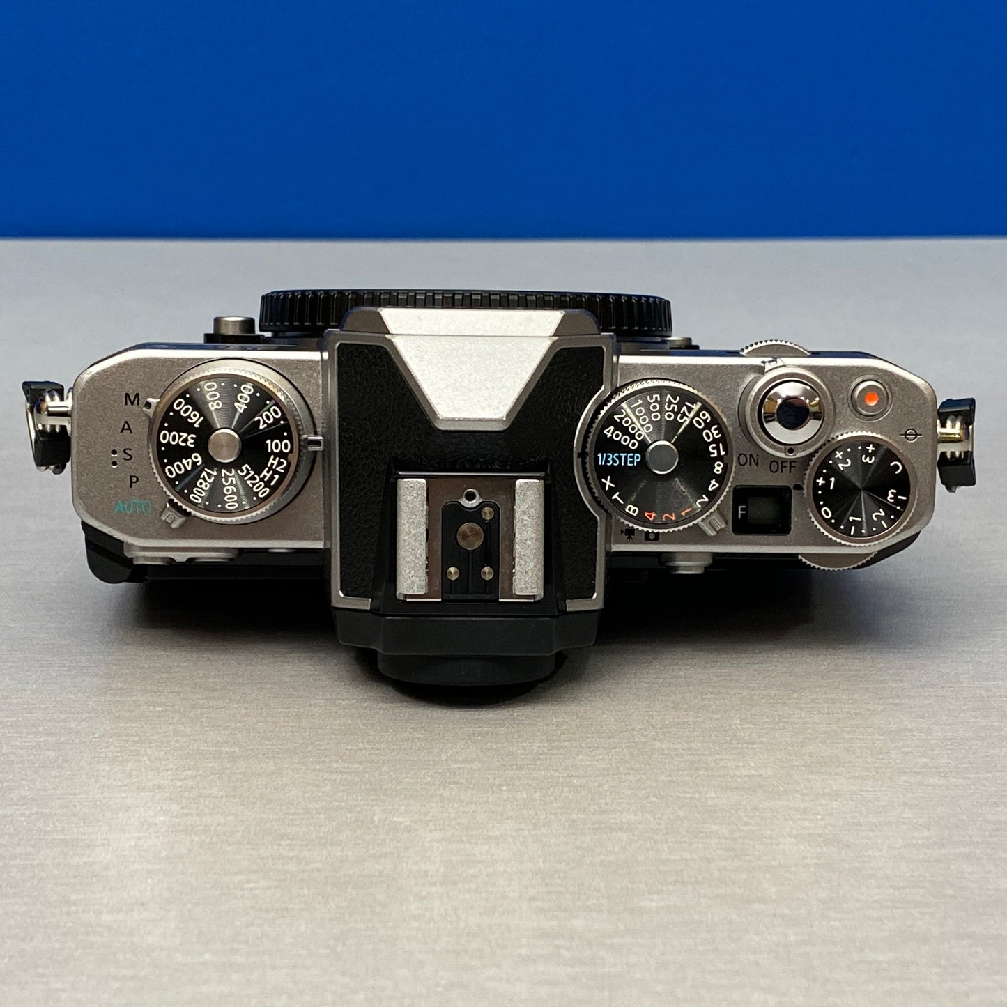 Nikon Z fc (Corpo) - 20.9MP