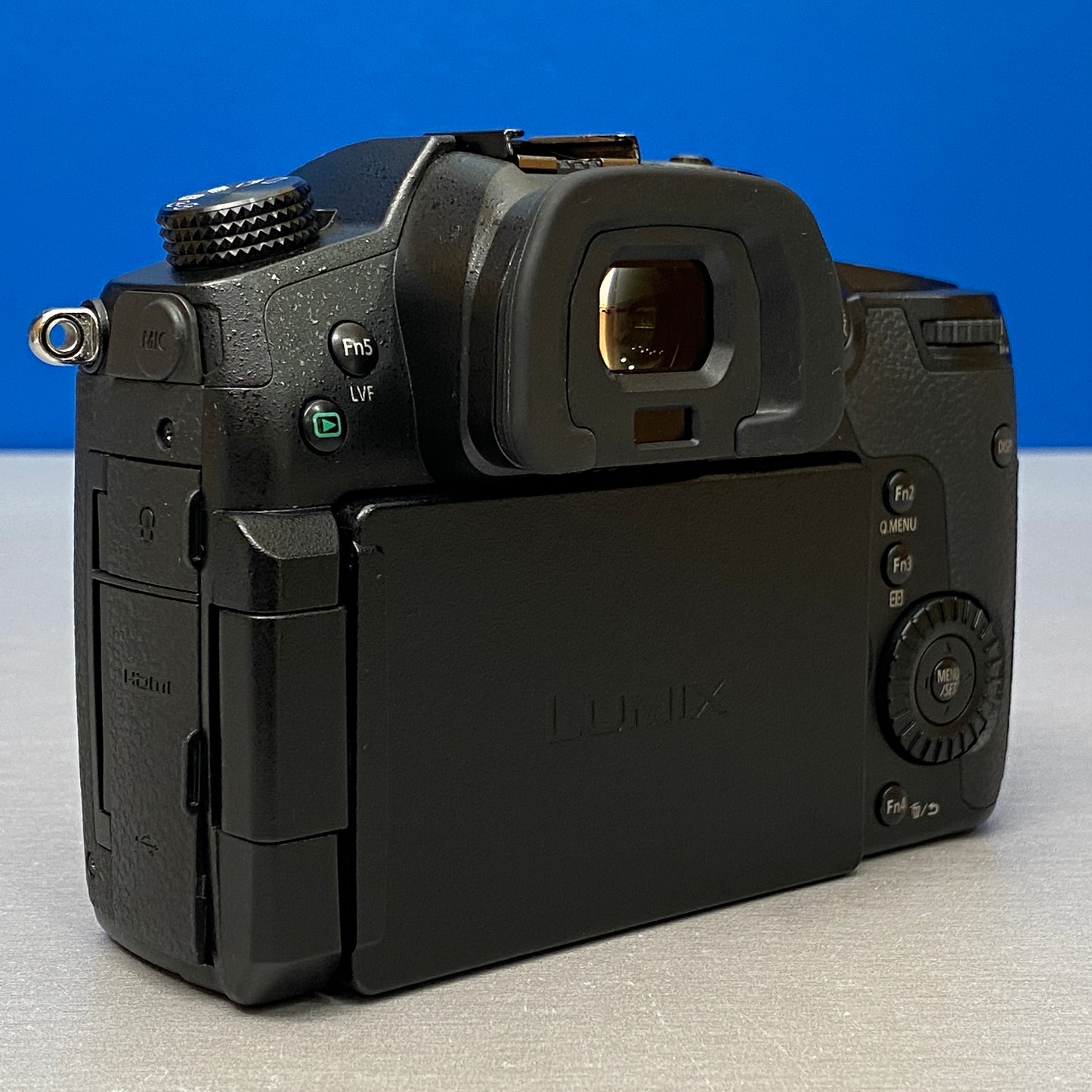 Panasonic Lumix DC-GH5 (Corpo) - 20.3MP