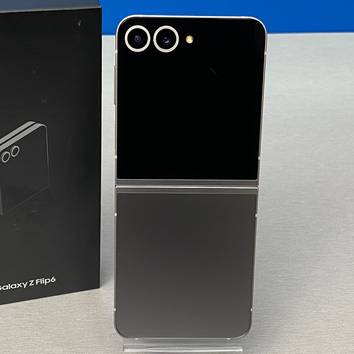 Samsung Galaxy Z Flip6 (12GB/512GB) - Silver