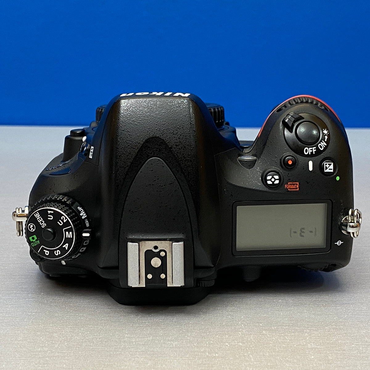 Nikon D610 (Corpo) - 24.3MP