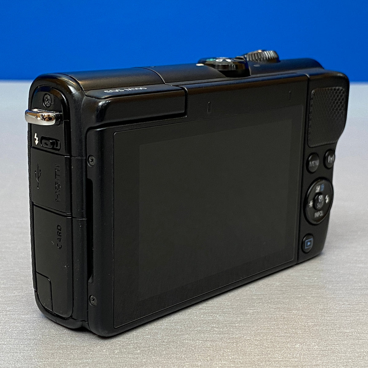 Canon EOS M100 (Corpo) - 24.2MP